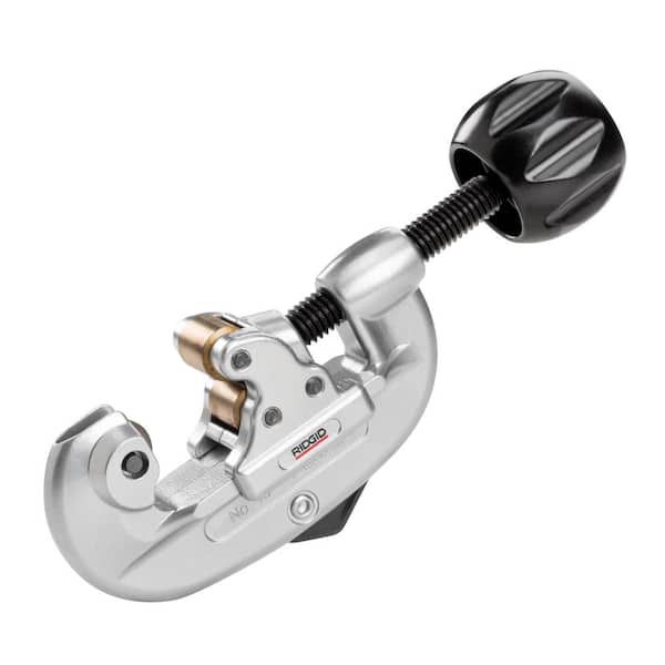RIDGID 3/16 in. to 1-1/8 in. Model 15 Screw Feed Copper Pipe & Aluminum Tubing Cutter w/ Fold Away Reamer + Spare Wheel